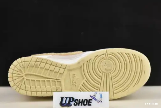 of Year Low the Nike Rabbit PRM Dunk Retro (2023) Fossil FD4203-211 Stone 0615